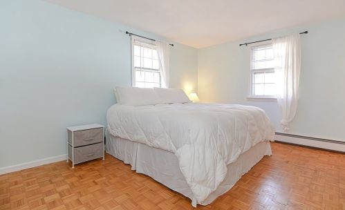 22 Mohegan St, Norfolk MA 02056-1125 exterior