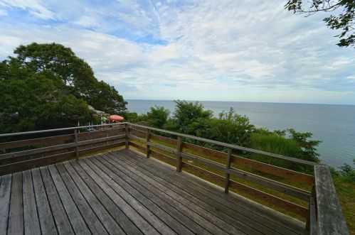 19 Seaview St, Plymouth, MA 02360-4445
