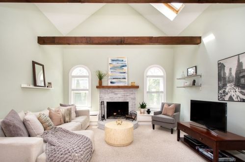 8 Euclids Way, Plymouth MA  02360-4226 exterior