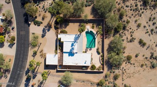 9518 46 St, Phoenix AZ 85028-5201 exterior