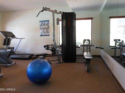 21320 56th St, Phoenix AZ 85054-5401 exterior