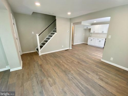 910 Boundary Rd, West Deptford NJ  08096-6571 exterior