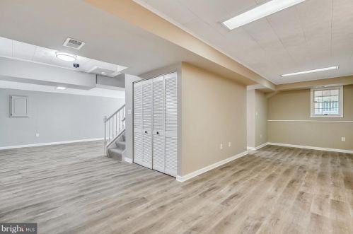 6147 Campfire, Columbia MD 21045-4050 exterior