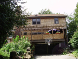 34 Harding St, Newton, MA 02465-1335