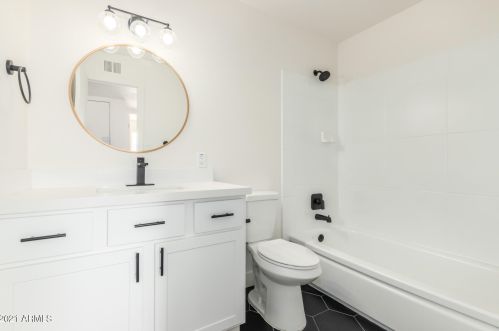 3702 El Camino Dr, Phoenix AZ 85051-4626 exterior