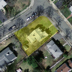 23 Pierrepont Rd, Newton MA 02462-1130 aerial view