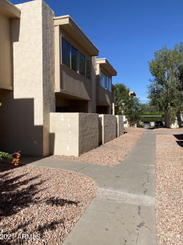 3526 Dunlap Ave, Phoenix, AZ 85028-4980