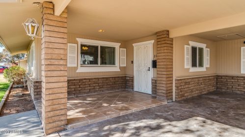 2136 Bethany Home Rd, Phoenix AZ 85015-1938 exterior