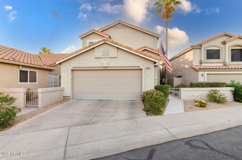 16028 3rd Ave, Phoenix, AZ 85023-3694