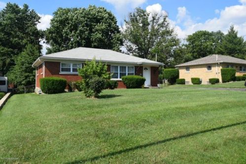 5309 Famous Way, Louisville, KY 40219-4509