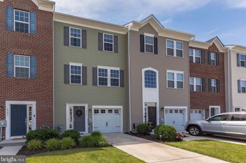 423 Dogwood Dr, West Deptford, NJ 08096-5560