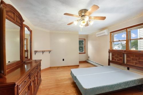 44 Florence St, Everett MA 02149-4841 exterior