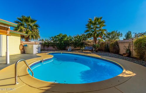 4626 58th Dr, Phoenix, AZ 85031-1618