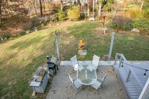 64 Cushing Hl Rd, Hingham MA exterior