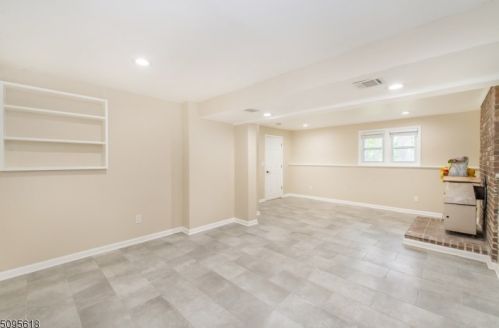 20 Panorama Dr, Wantage NJ  07461-4763 exterior