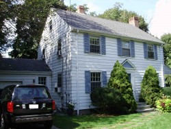 1831 Washington St, Newton, MA 02466-3016