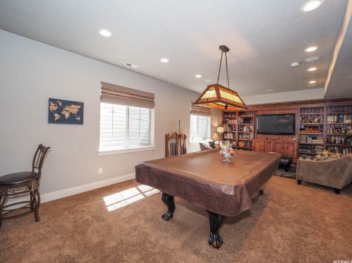 2161 Lorita Way, Sandy UT 84093-6514 exterior