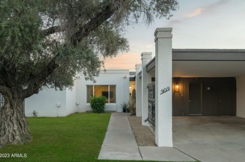 909 Berridge Ln, Phoenix, AZ 85014-1909