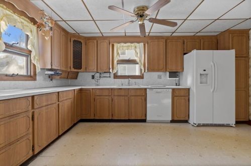 665 Broad St, Weymouth MA 02188-1712 exterior