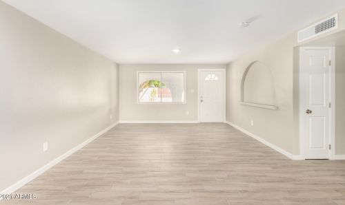 1608 65th Ave, Phoenix AZ 85033-1601 exterior