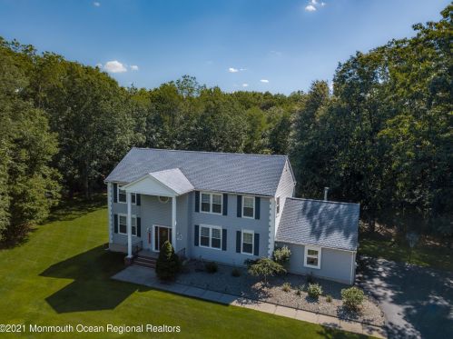 10 Rue Monet, Jackson Twp NJ  08527-4333 exterior