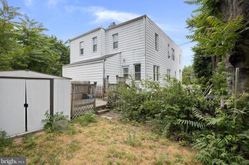 1943 Cooper St, West Deptford NJ 08096-3810 exterior