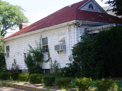 21 Court St, Newton, MA 02458-1262