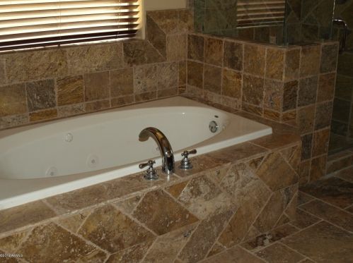 2329 Desperado Way, Phoenix AZ  85085-5777 exterior