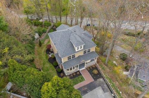 953 Chestnut St, Newton, MA 02464-1101