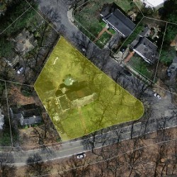 260 Quinobequin Rd, Newton MA 02468-1817 aerial view