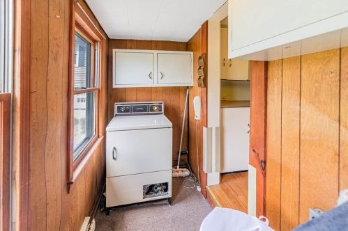 19 Friend St, Taunton MA 02780-2924 exterior