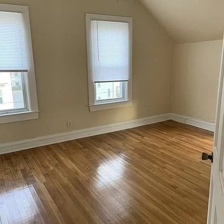 270 Stetson St, Fall River MA 02720-5803 exterior