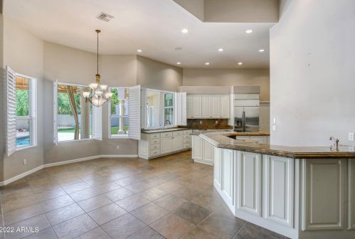 13810 34th St, Phoenix AZ  85032-5305 exterior