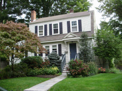 40 Neshobe Rd, Newton, MA 02468-1335