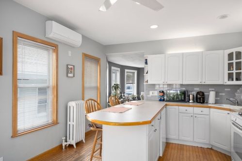 36 Lambert Ave, Chelsea MA 02150-1304 exterior