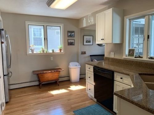 11 Squanto Rd, Weymouth MA  02191-1617 exterior