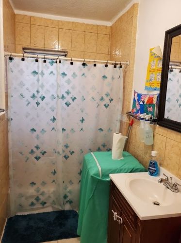 2 Avon St, Lawrence MA 01841-2632 exterior