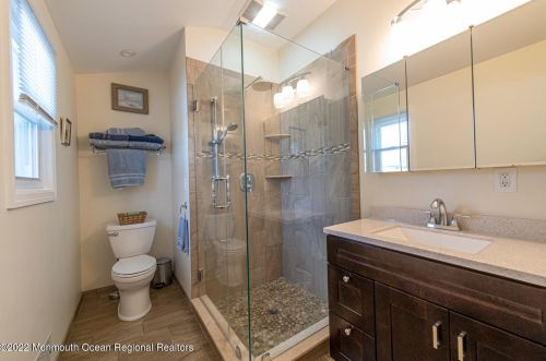 32 Buckingham Dr, Jackson Twp NJ 08527-2639 exterior