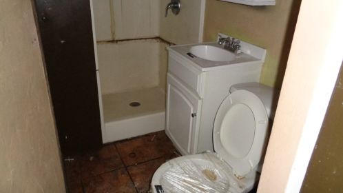 30 Montague St, Worcester MA 01603-3126 exterior