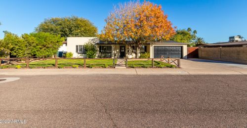 11605 37 Pl, Phoenix AZ 85050-2699 exterior