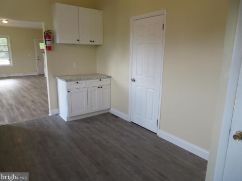 400 Mantua Ave, West Deptford NJ 08066-1278 exterior