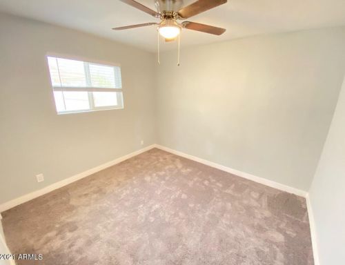 7015 Camelback Rd, Phoenix AZ  85033-1535 exterior