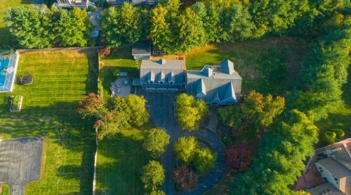 885 Randolph St, Canton MA 02021-1365 exterior