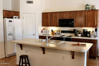 3428 Kristal Way, Phoenix AZ  85050-6300 exterior