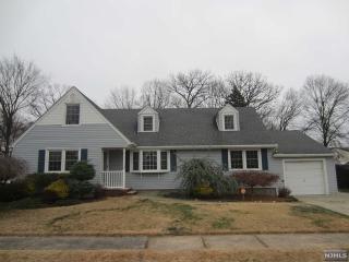 12 Winifred Dr, Paterson NJ  07512-1111 exterior