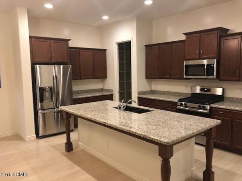 234 Beverly Ln, Phoenix AZ  85023 exterior