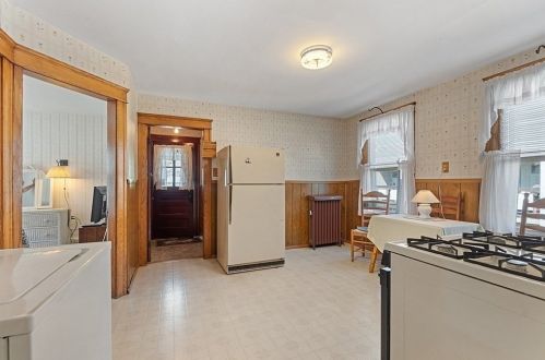 29 Halmstad St, Worcester MA 01607-1520 exterior