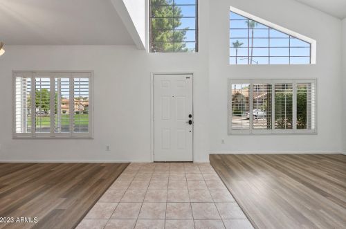 4529 Bluefield Ave, Phoenix, AZ 85032-1563