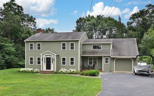 8 Seaview Ln, Newbury MA  01951-2312 exterior