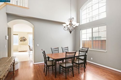 357 Napoleon Dr, San Leandro CA 94577-1580 exterior